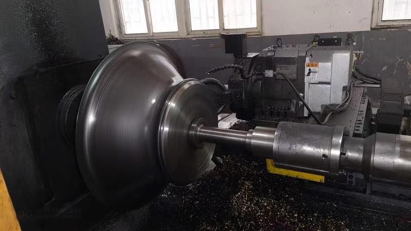 Maschinenbau und Metalldrücktechnologie im Überblick